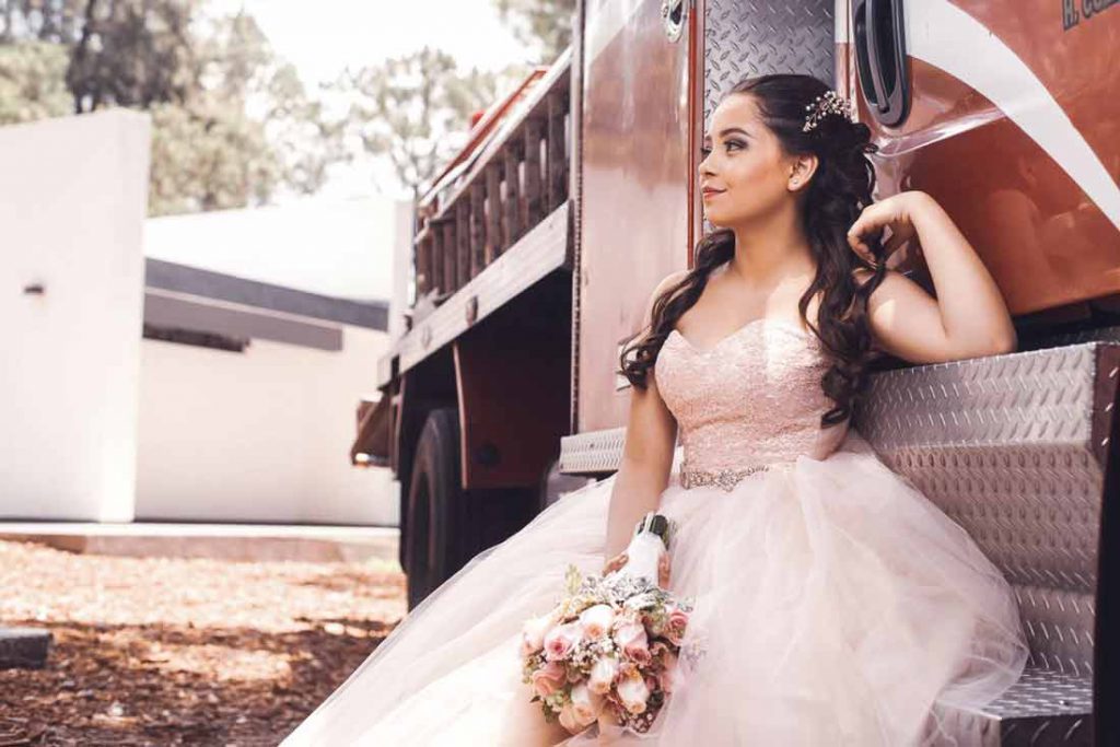 Maquillaje y Peinado de Quinceañera Guadalajara | Moompaya Spa